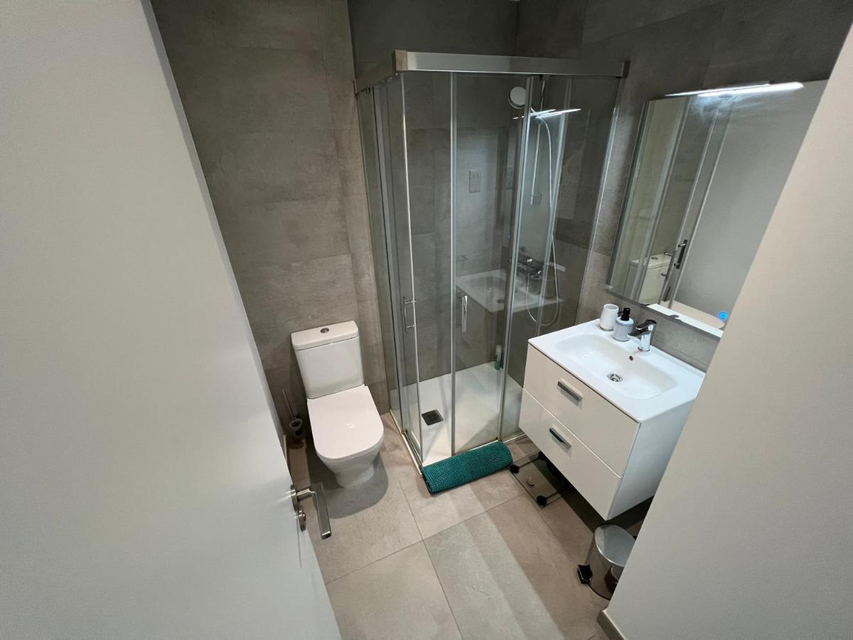Modern Studio Apartment In Gibraltar - The Hub Exterior foto