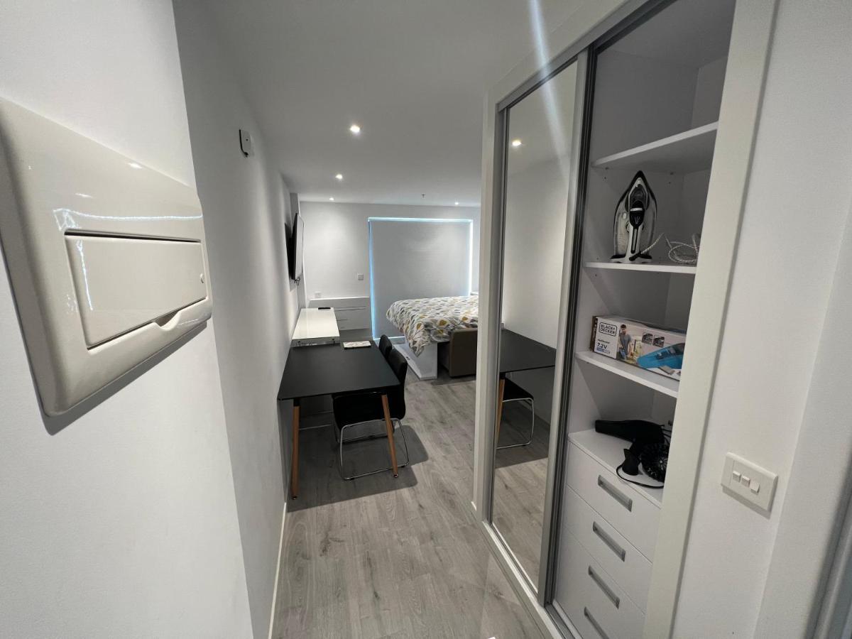 Modern Studio Apartment In Gibraltar - The Hub Exterior foto